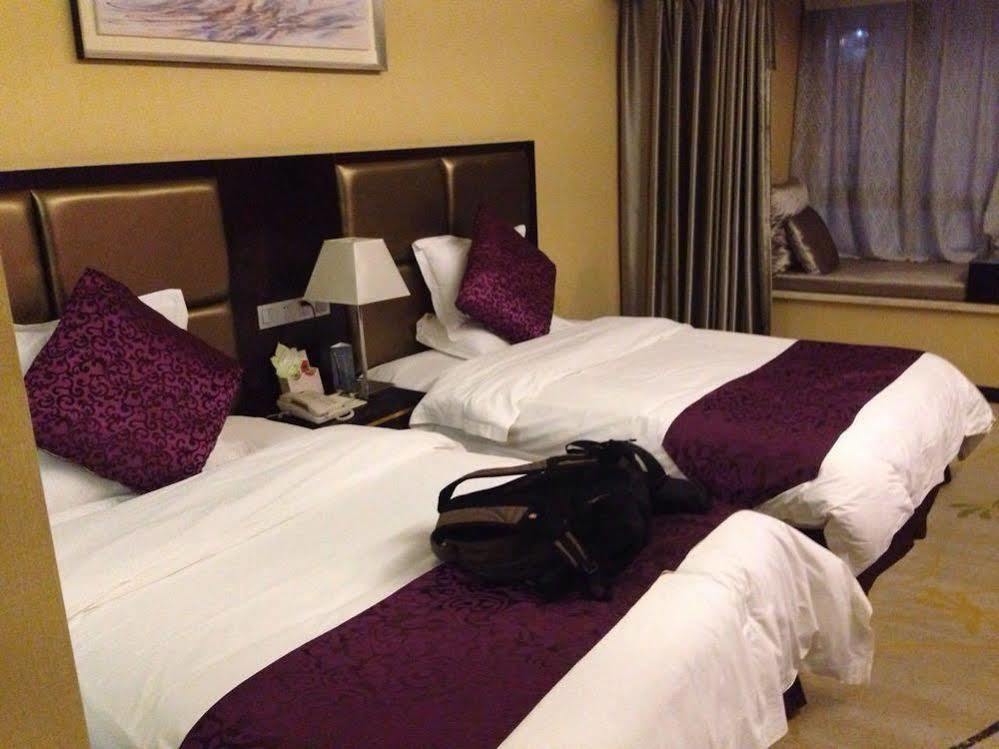 Yj Intl. Hotel Ta-mien-chen エクステリア 写真